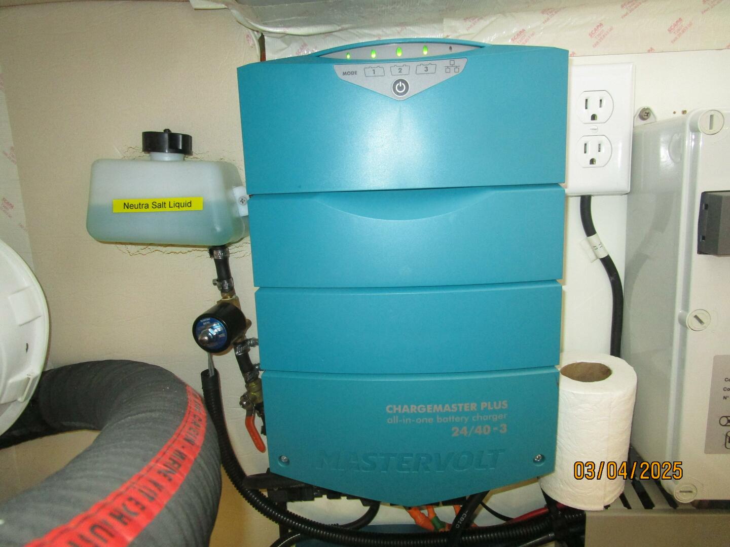 Slide: The Image of 50' Beneteau battery charger2 - 5139388