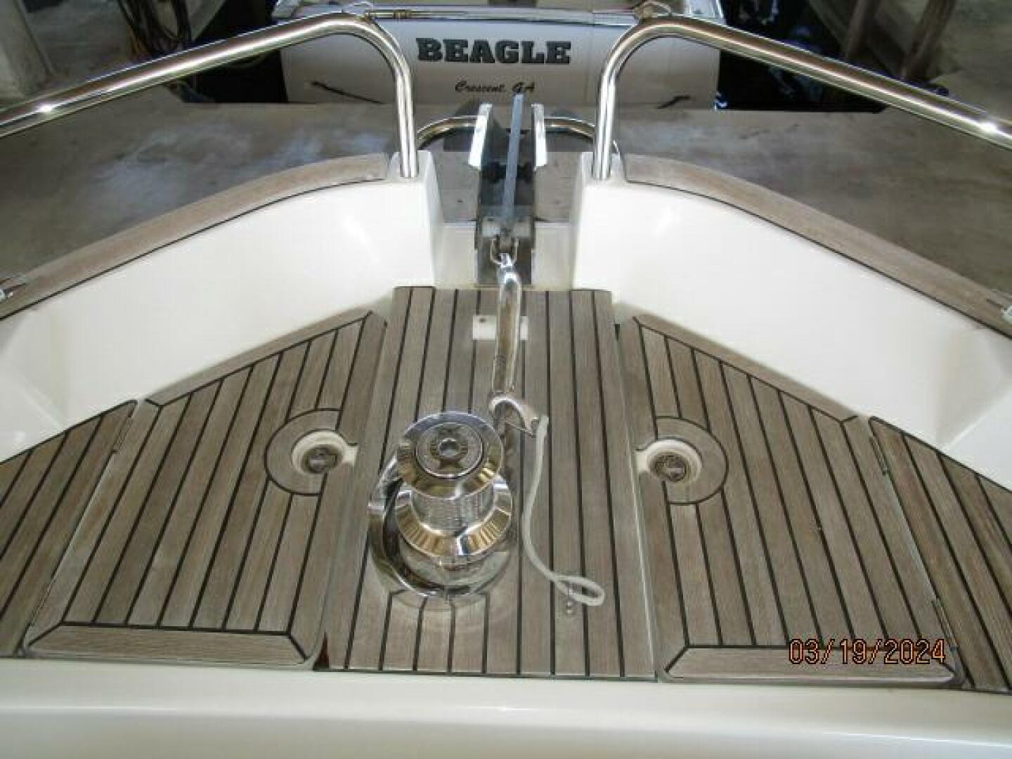 Slide: The Image of 50' Beneteau anchor windlass - 4242446