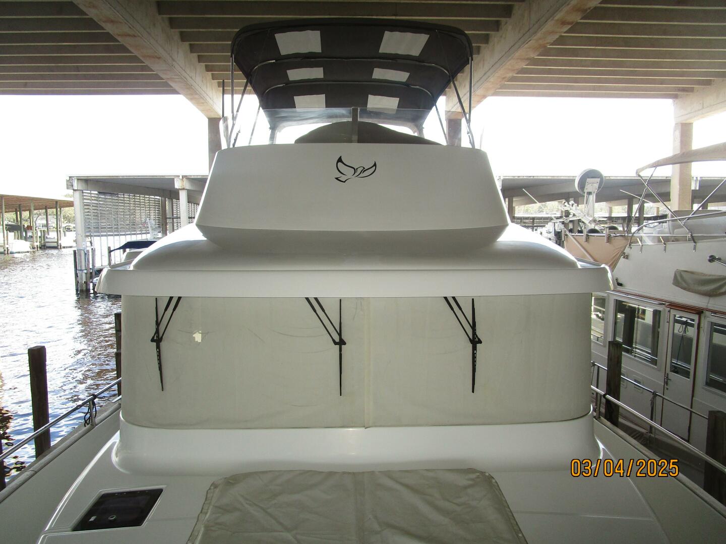 Slide: The Image of 50' Beneteau foredeck aft - 5139403