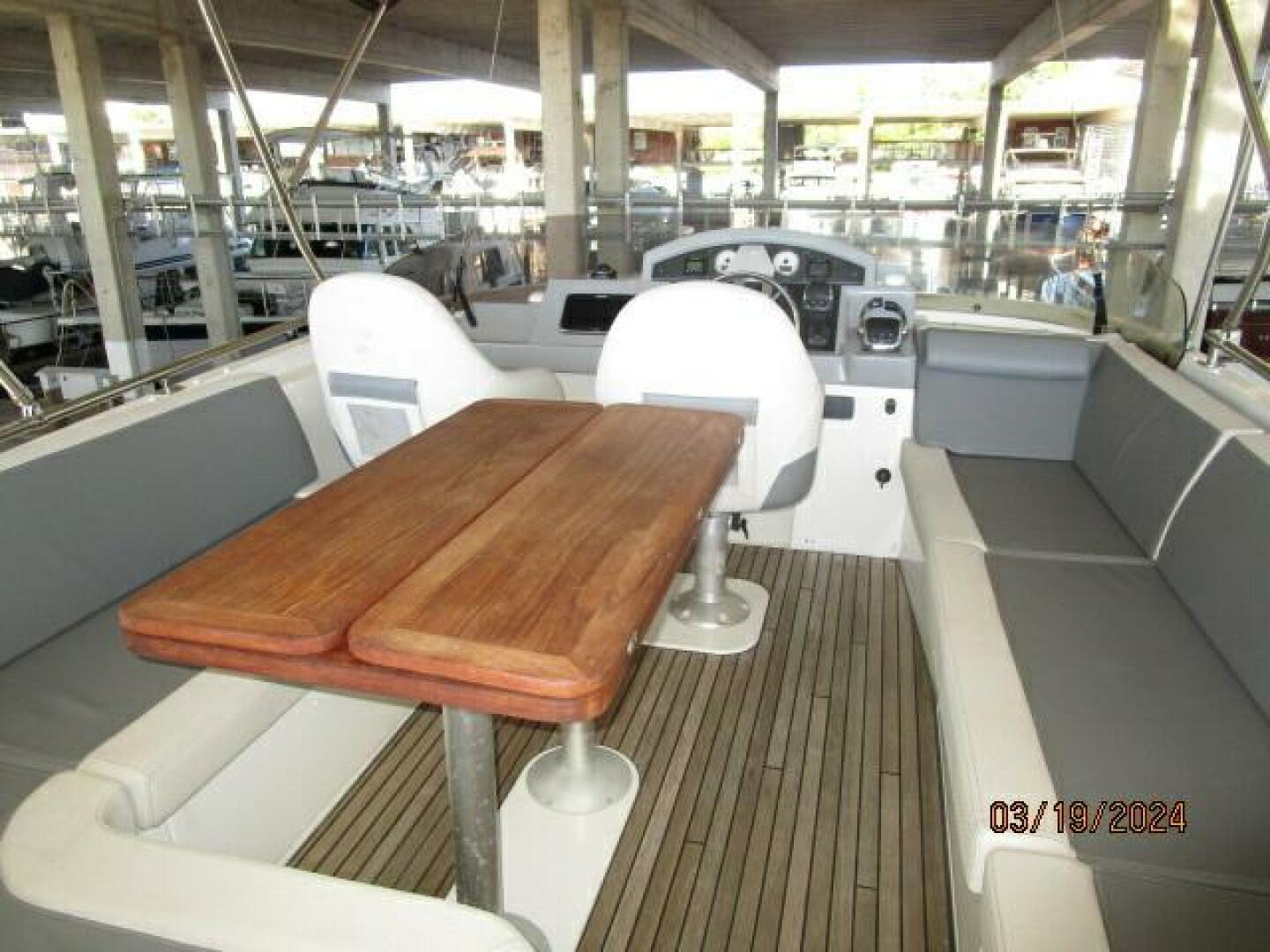 Slide: The Image of 50' Beneteau flybridge forward - 4242465