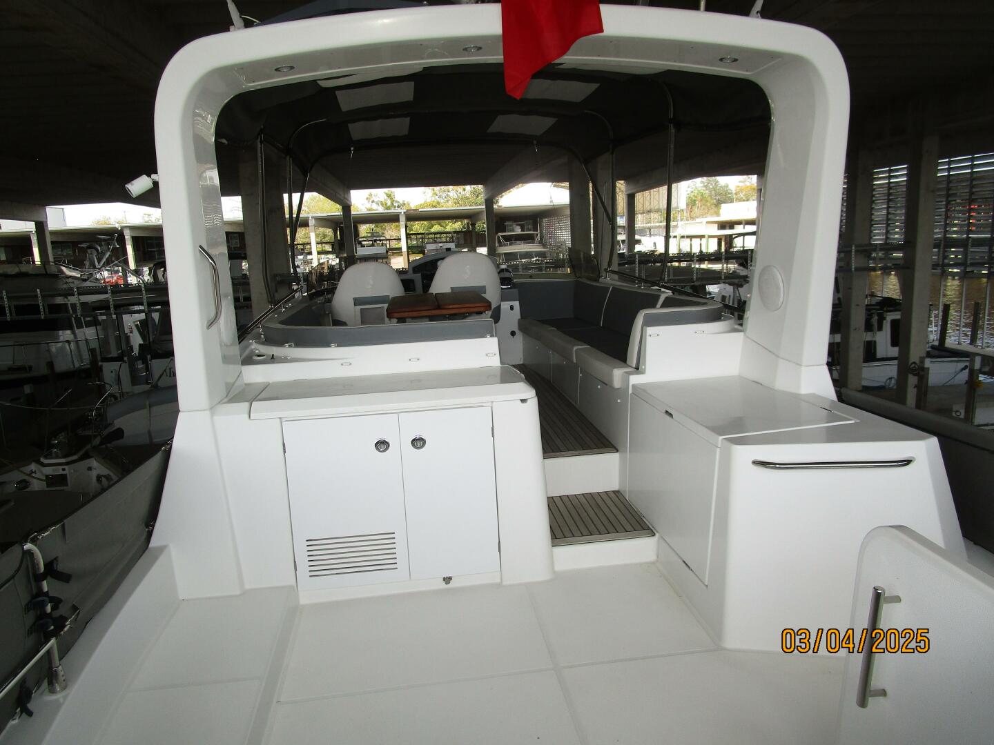 Slide: The Image of 50' Beneteau sundeck foward - 5139464