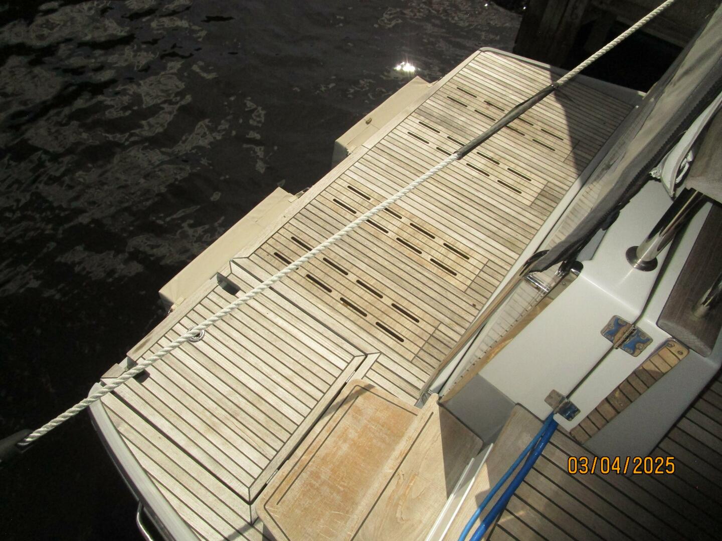 Slide: The Image of 50' Beneteau swimplatform1 - 5139466