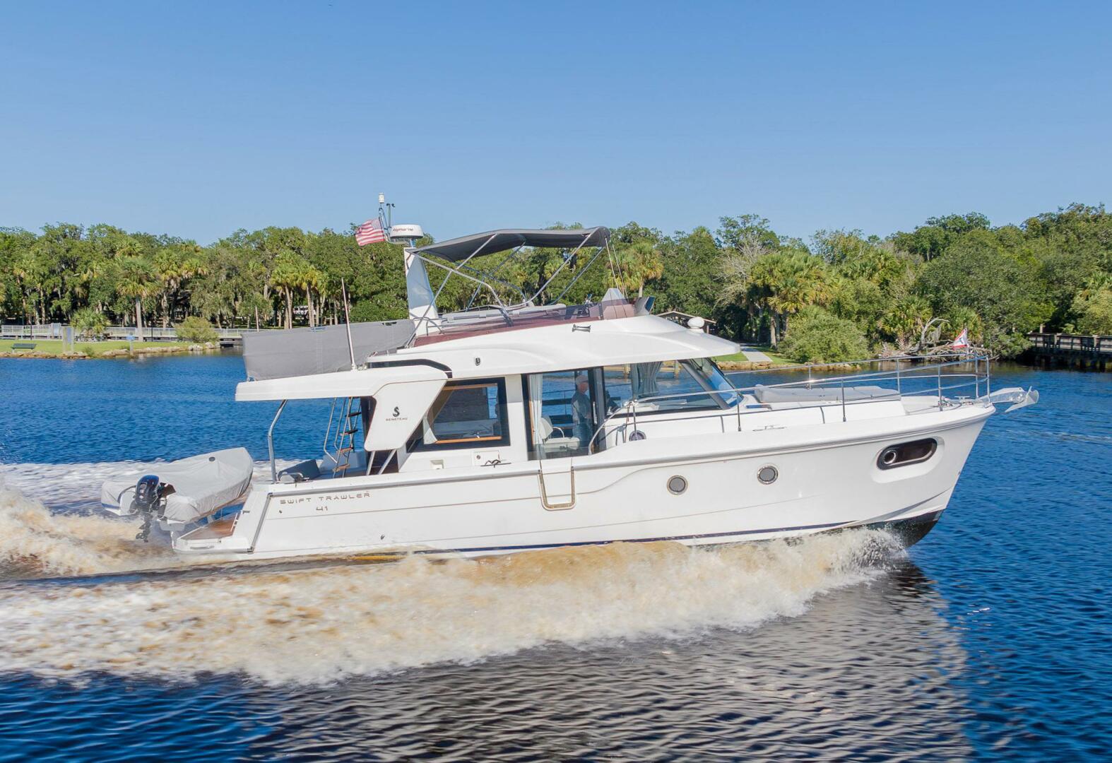 Slide: The Image of Beneteau Swift Trawler 2021 - 3958621