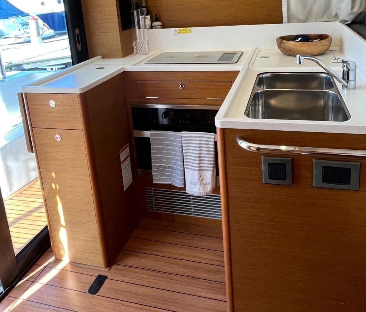 Slide: The Image of Beneteau Swift Trawler 2021 - 3958632