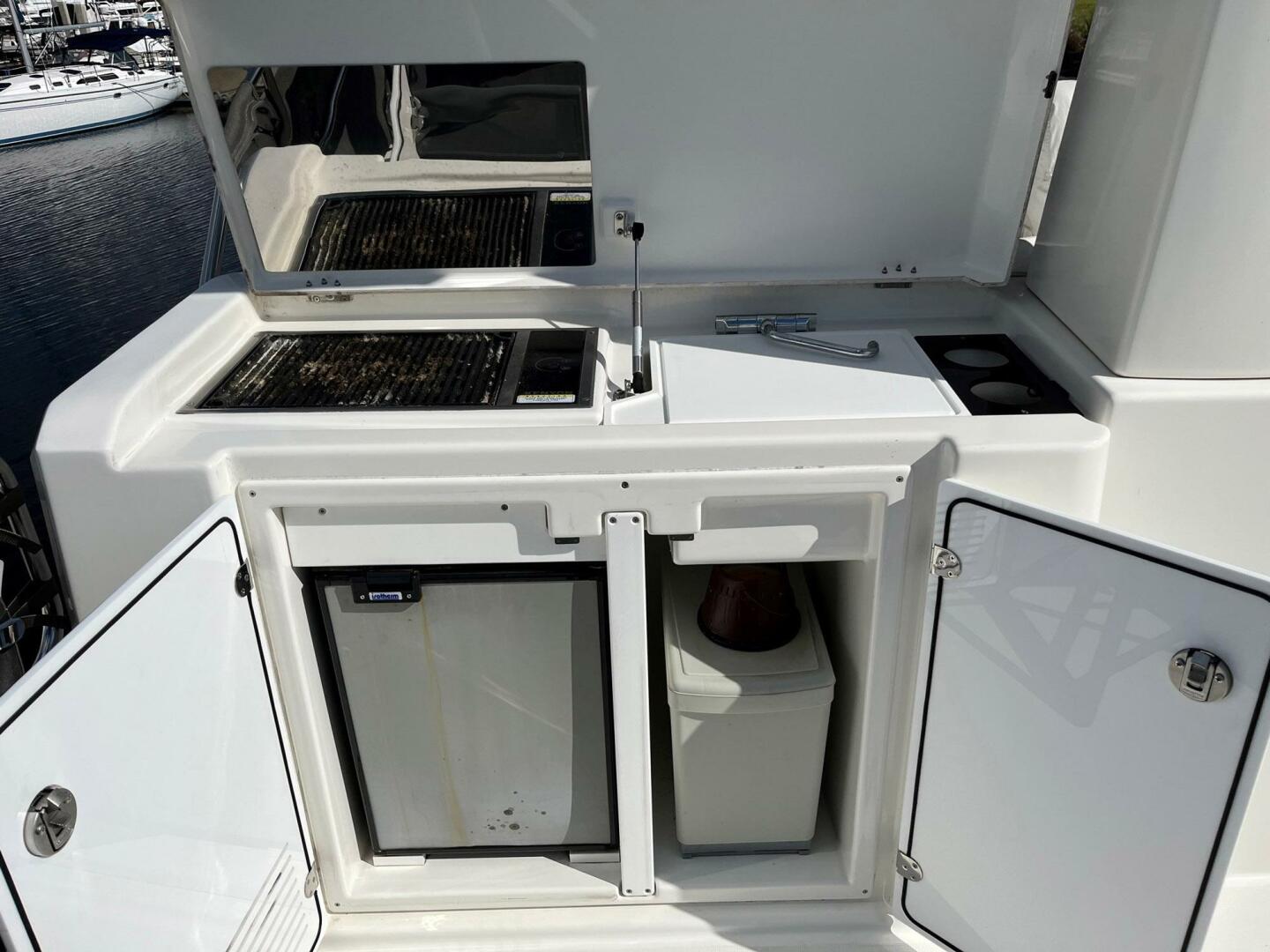 Slide: The Image of Beneteau Swift Trawler 2021 - 3958673