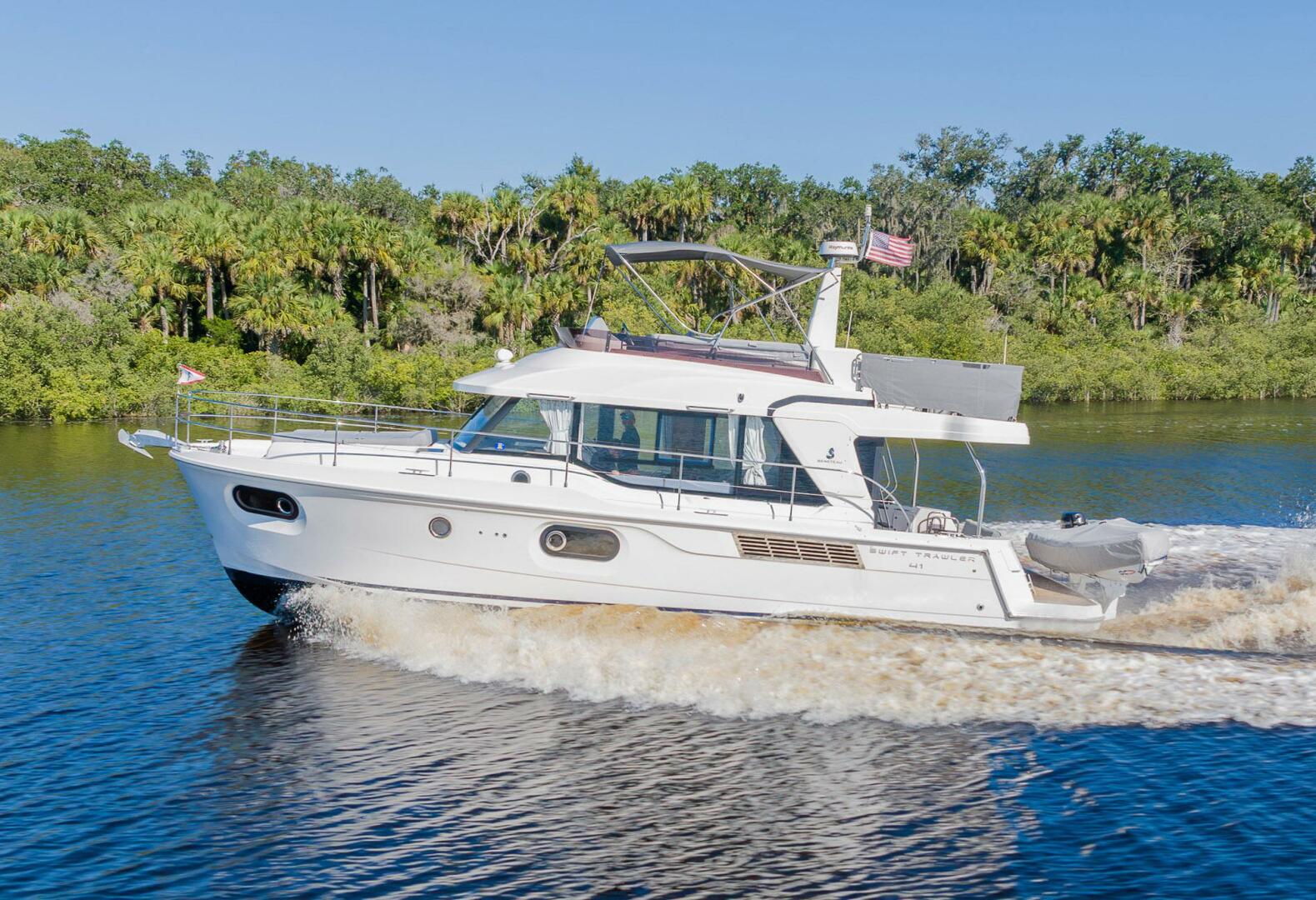 Slide: The Image of Beneteau Swift Trawler 2021 - 3958692