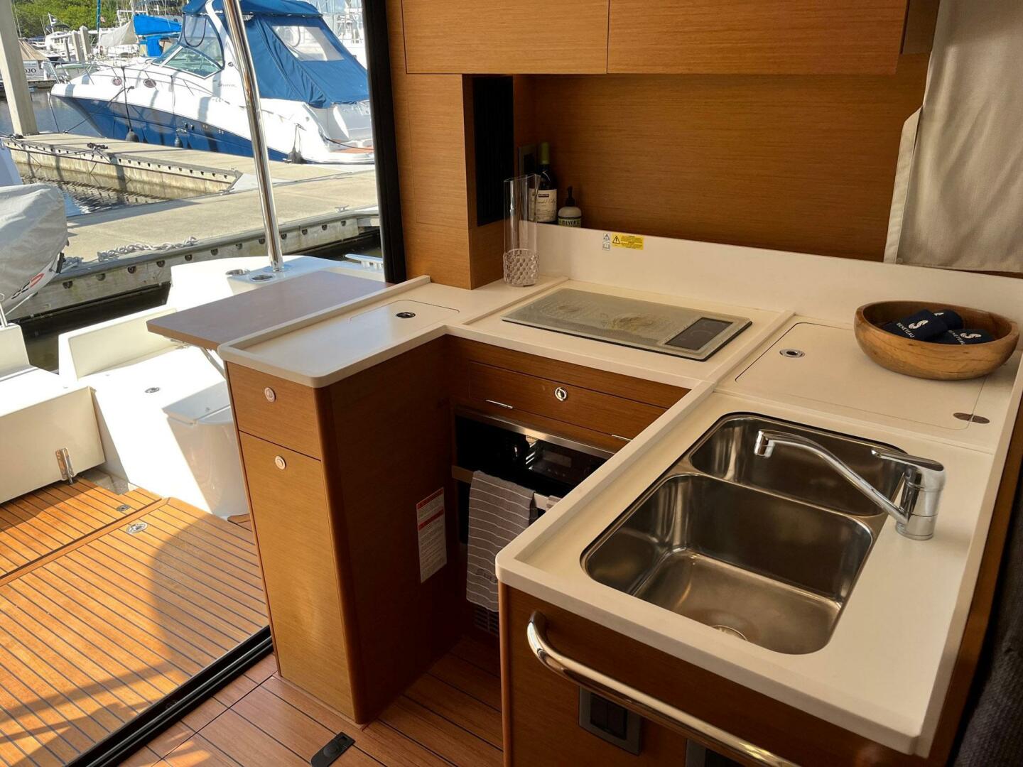 Slide: The Image of Beneteau Swift Trawler 2021 - 3958630