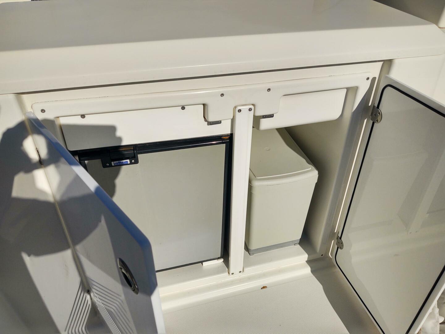 Slide: The Image of Beneteau Swift Trawler 41 2020 - 5107020