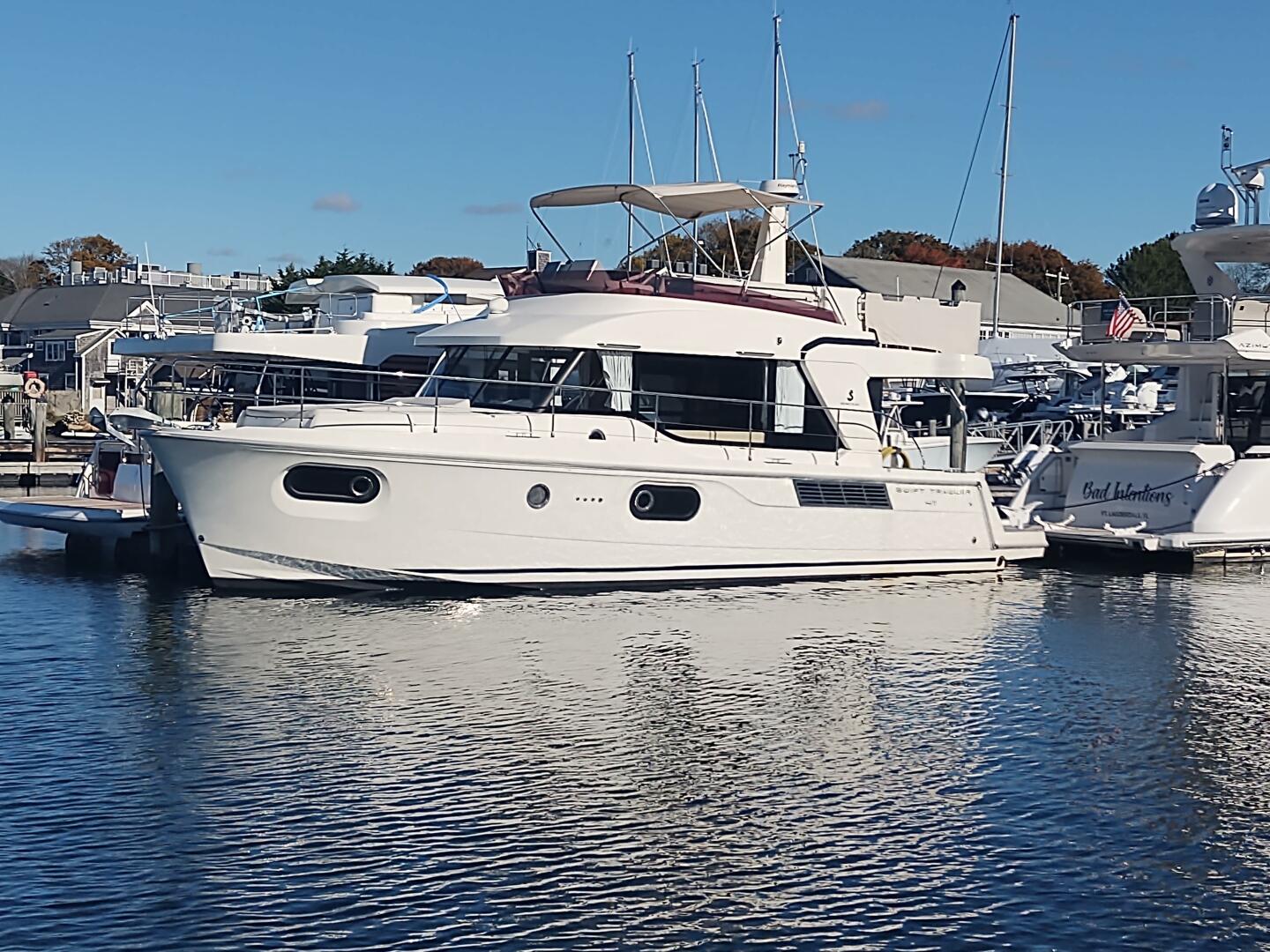 Slide: The Image of Beneteau Swift Trawler 41 with Freedom Lift 2020 - 4775977