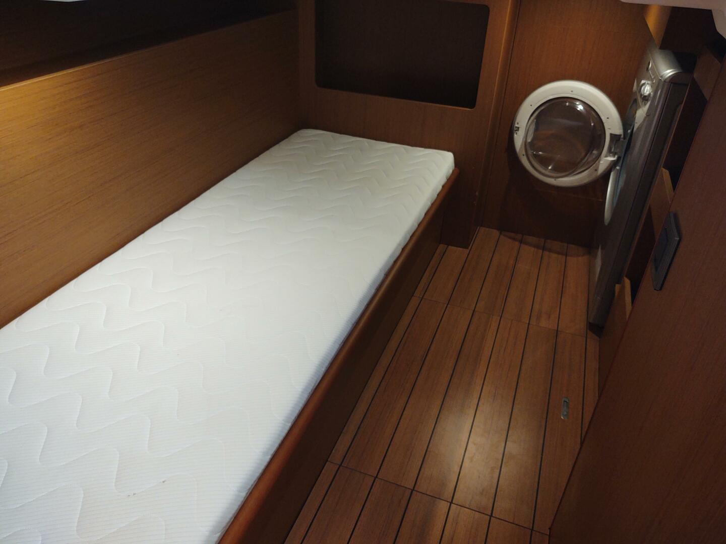Slide: The Image of Beneteau Swift Trawler 41 with Freedom Lift 2020 - 4775996
