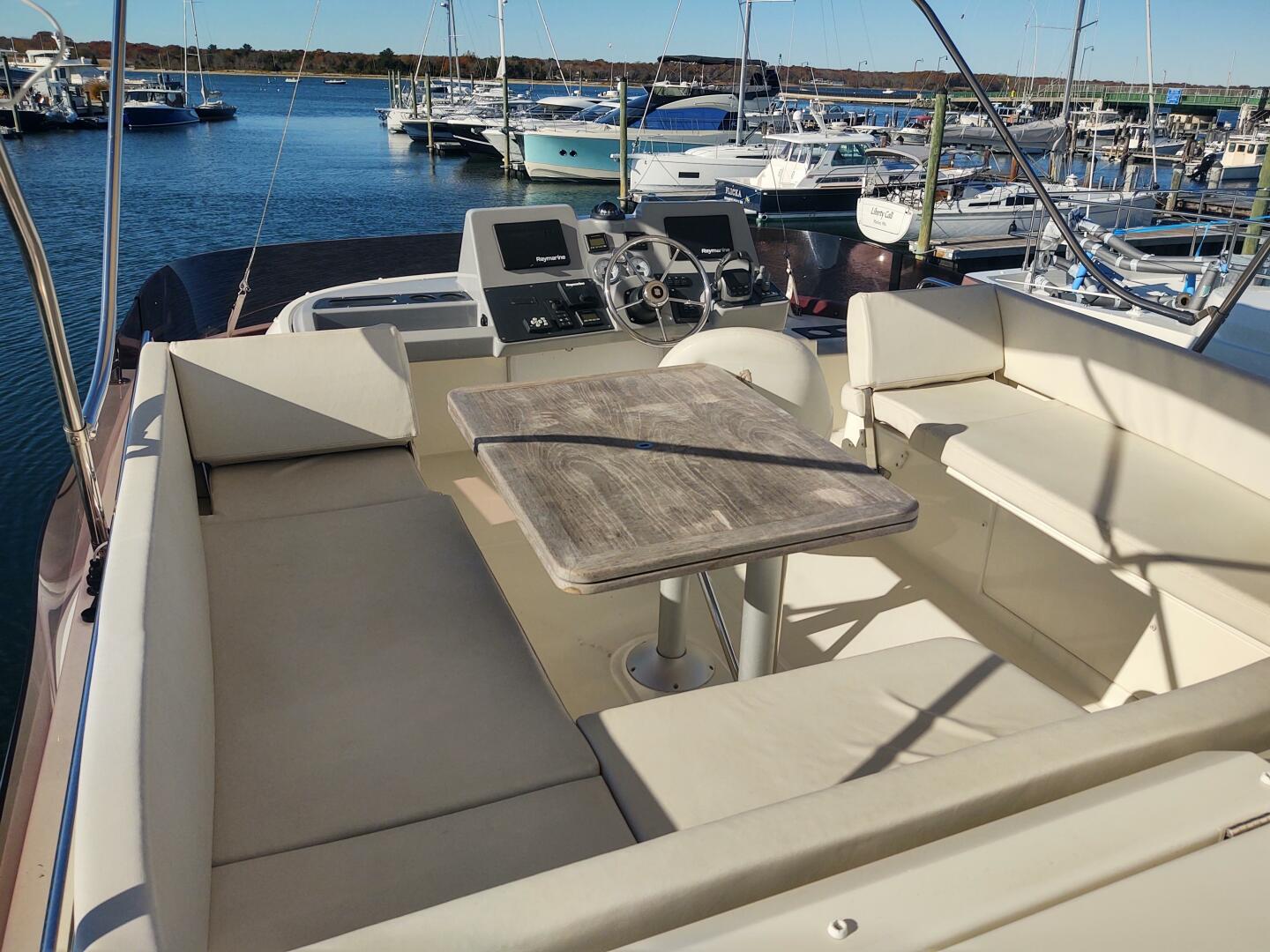 Slide: The Image of Beneteau Swift Trawler 41 with Freedom Lift 2020 - 4776010