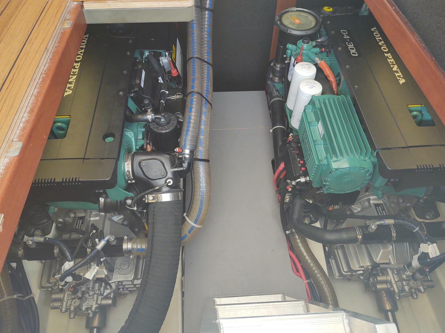 Slide: The Image of Beneteau Swift Trawler 41 with Freedom Lift 2020 - 4776005
