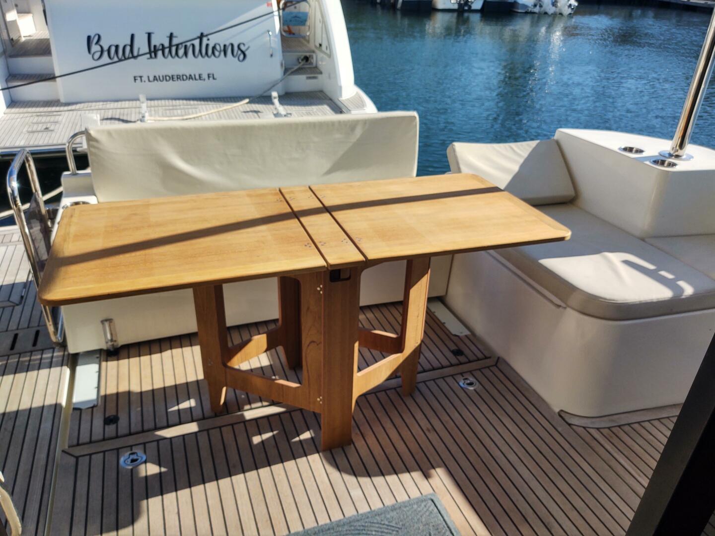 Slide: The Image of Beneteau Swift Trawler 41 with Freedom Lift 2020 - 4776015