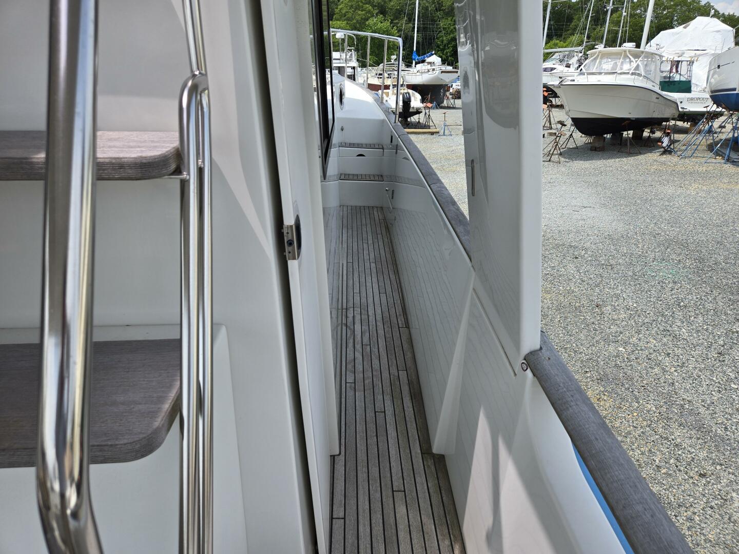 Slide: The Image of Beneteau Swift Trawler 44 2015 - 5352756