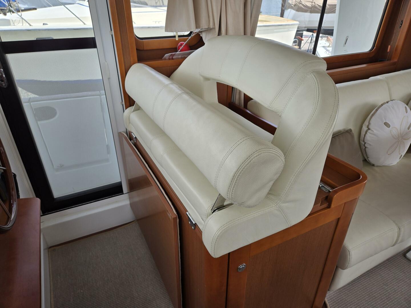 Slide: The Image of Beneteau Swift Trawler 44 2015 - 5352784