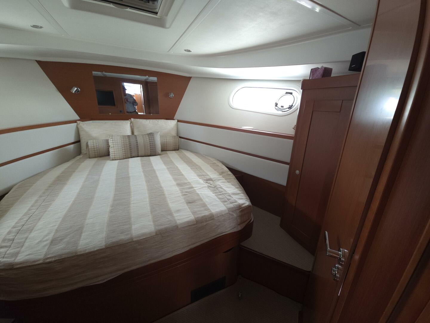 Slide: The Image of Beneteau Swift Trawler 44 2015 - 5352793