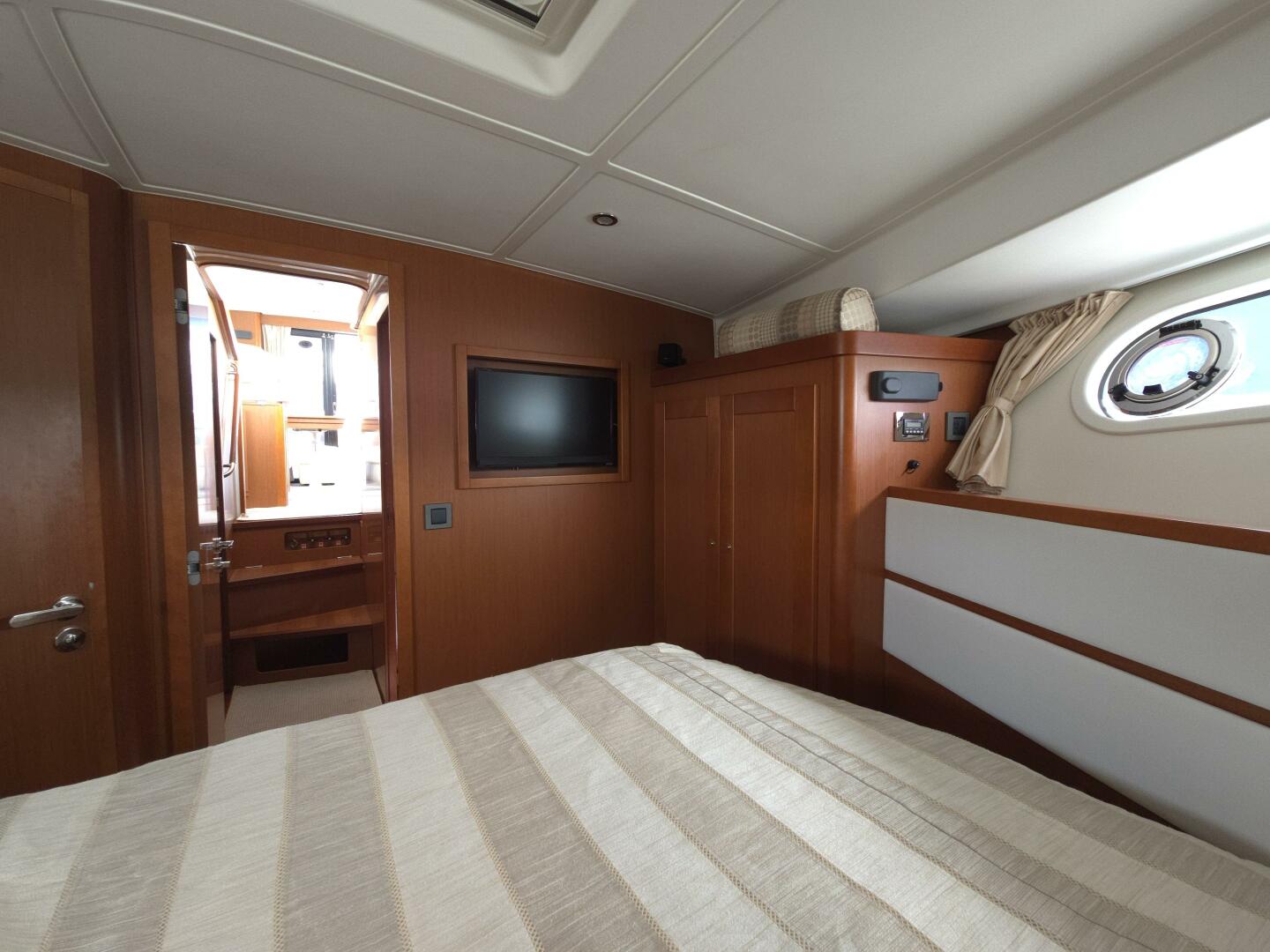 Slide: The Image of Beneteau Swift Trawler 44 2015 - 5352799