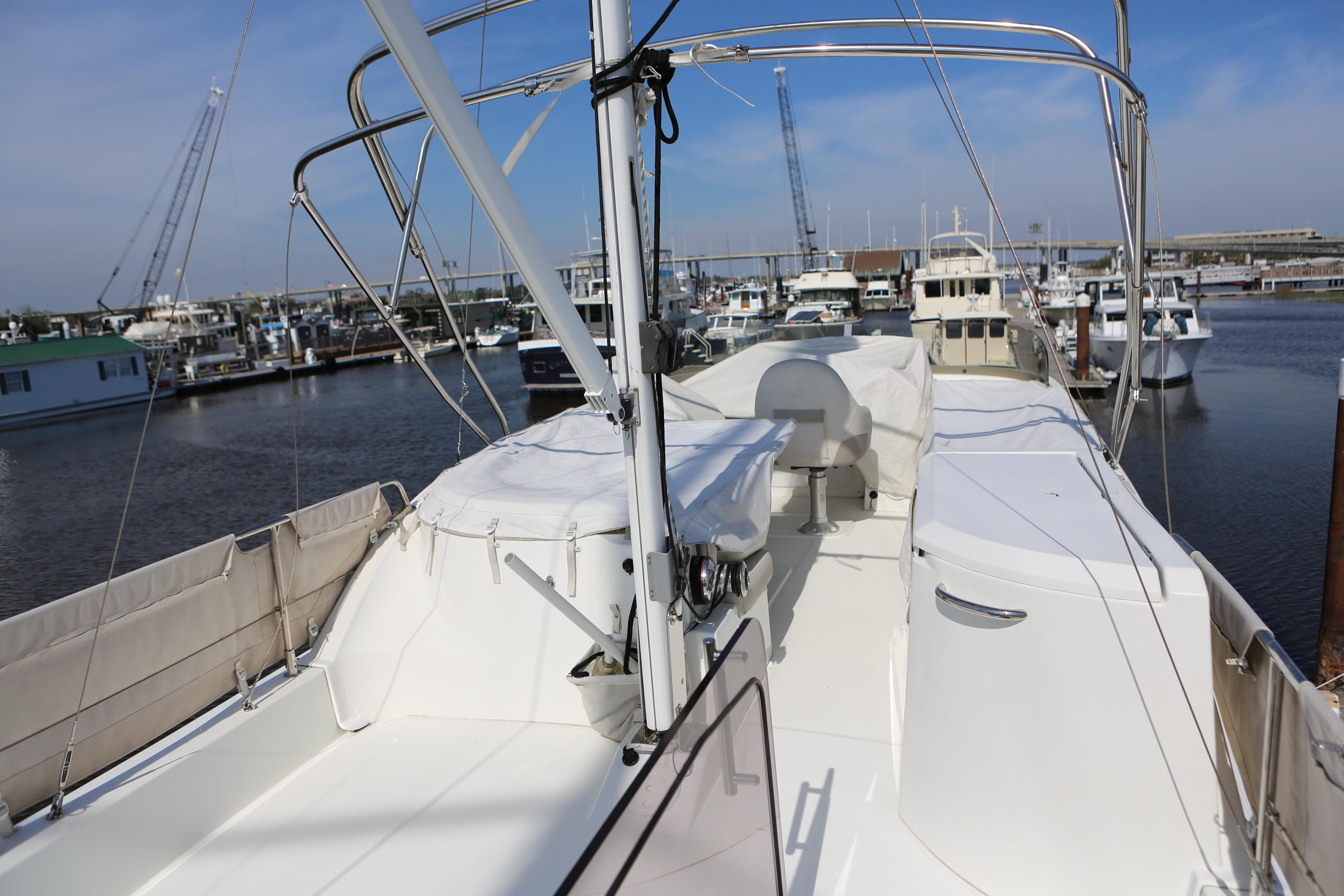 Slide: The Image of Flybridge seat and helm covers - 29