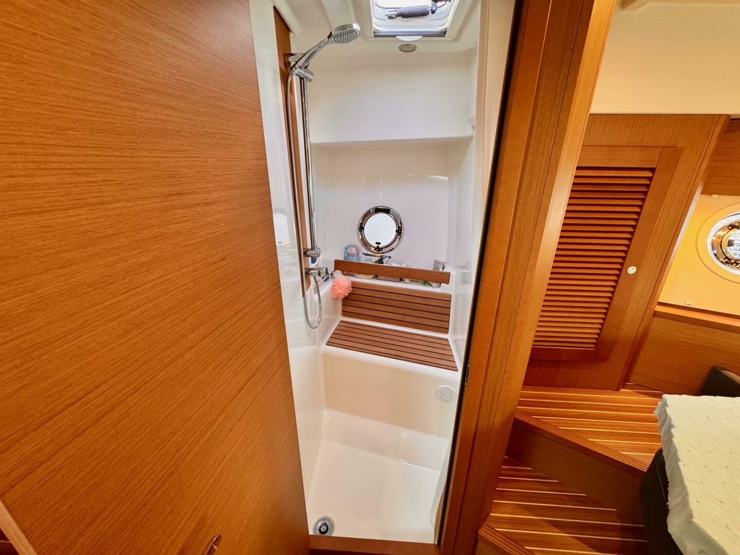 Slide: The Image of Beneteau Swift Trawler 47 2020 - 5107230