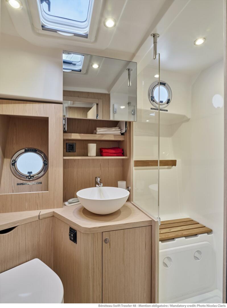 Slide: The Image of Swift Trawler 48 Head - 5150987