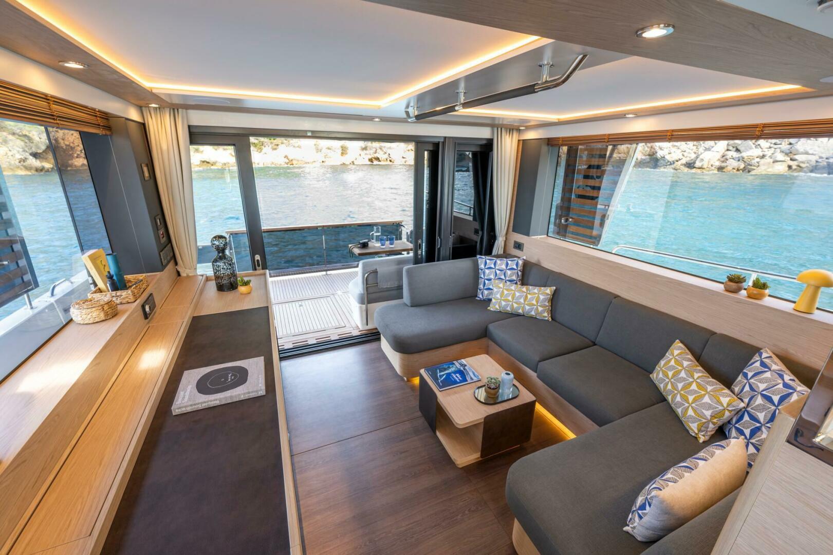 Slide: The Image of BENETEAU Swift Trawler 54 - 4880874