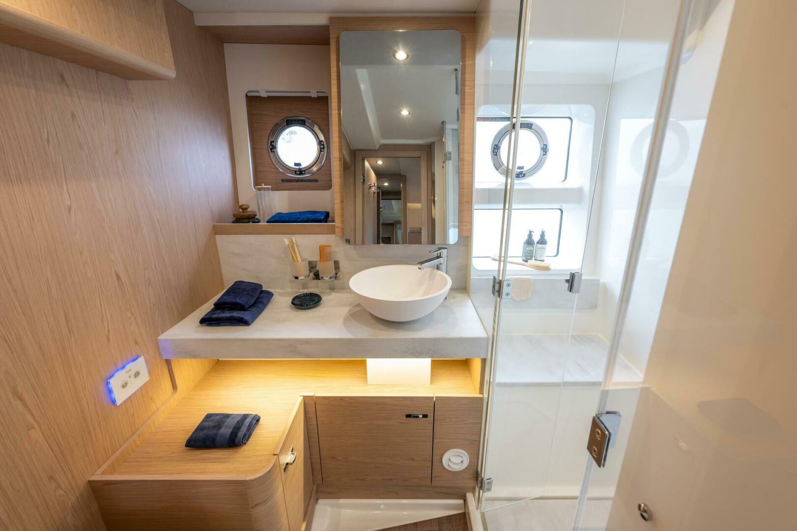 Slide: The Image of BENETEAU Swift Trawler 54 - 4880877