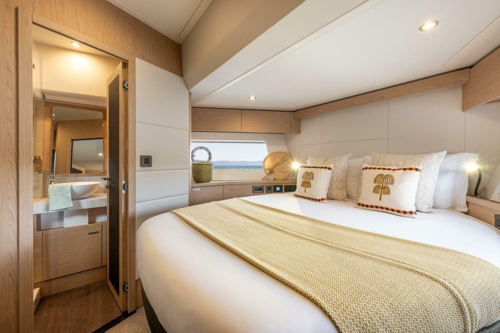 Slide: The Image of BENETEAU Swift Trawler 54 - 4880881