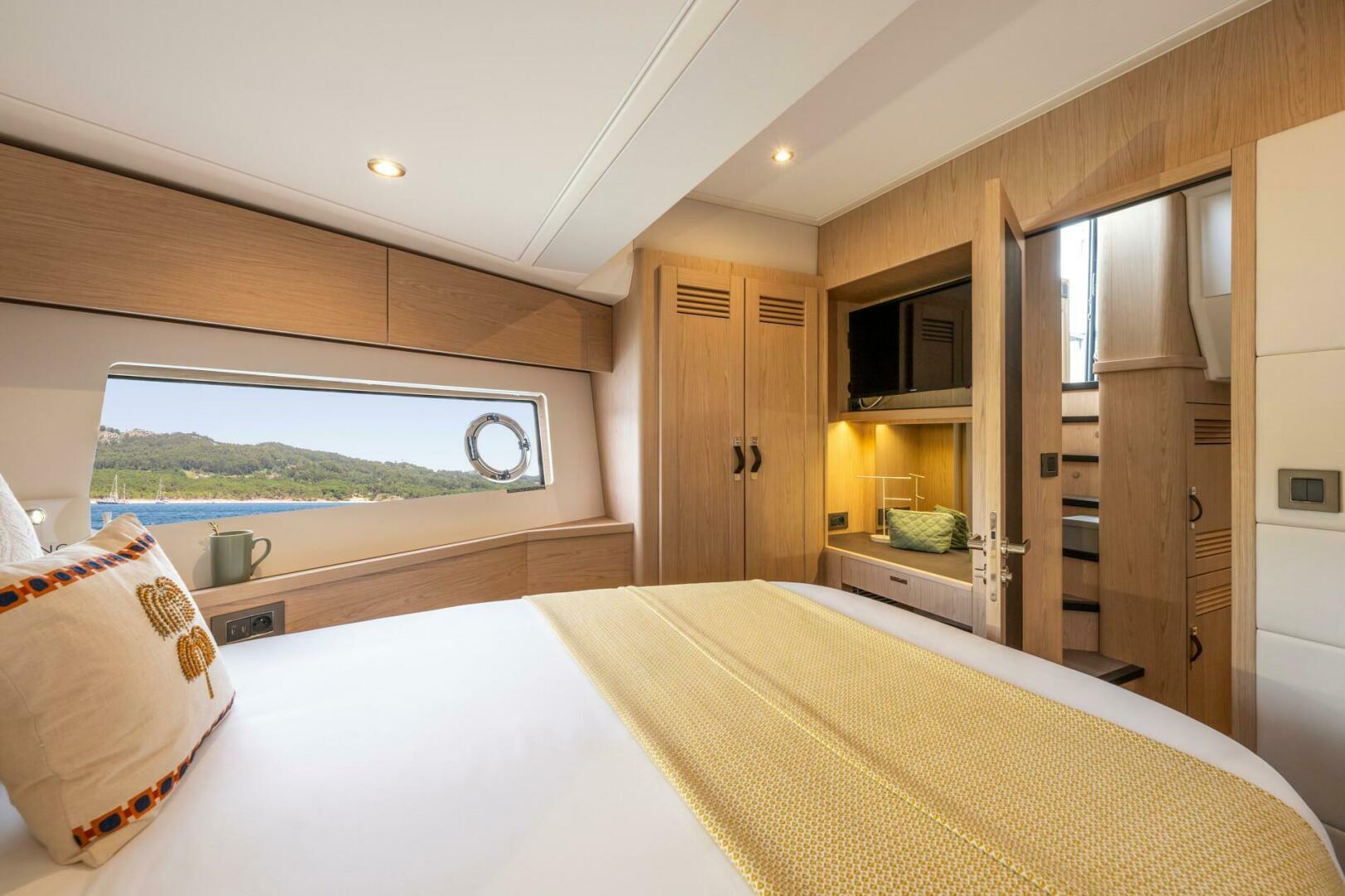 Slide: The Image of BENETEAU Swift Trawler 54 - 4880883