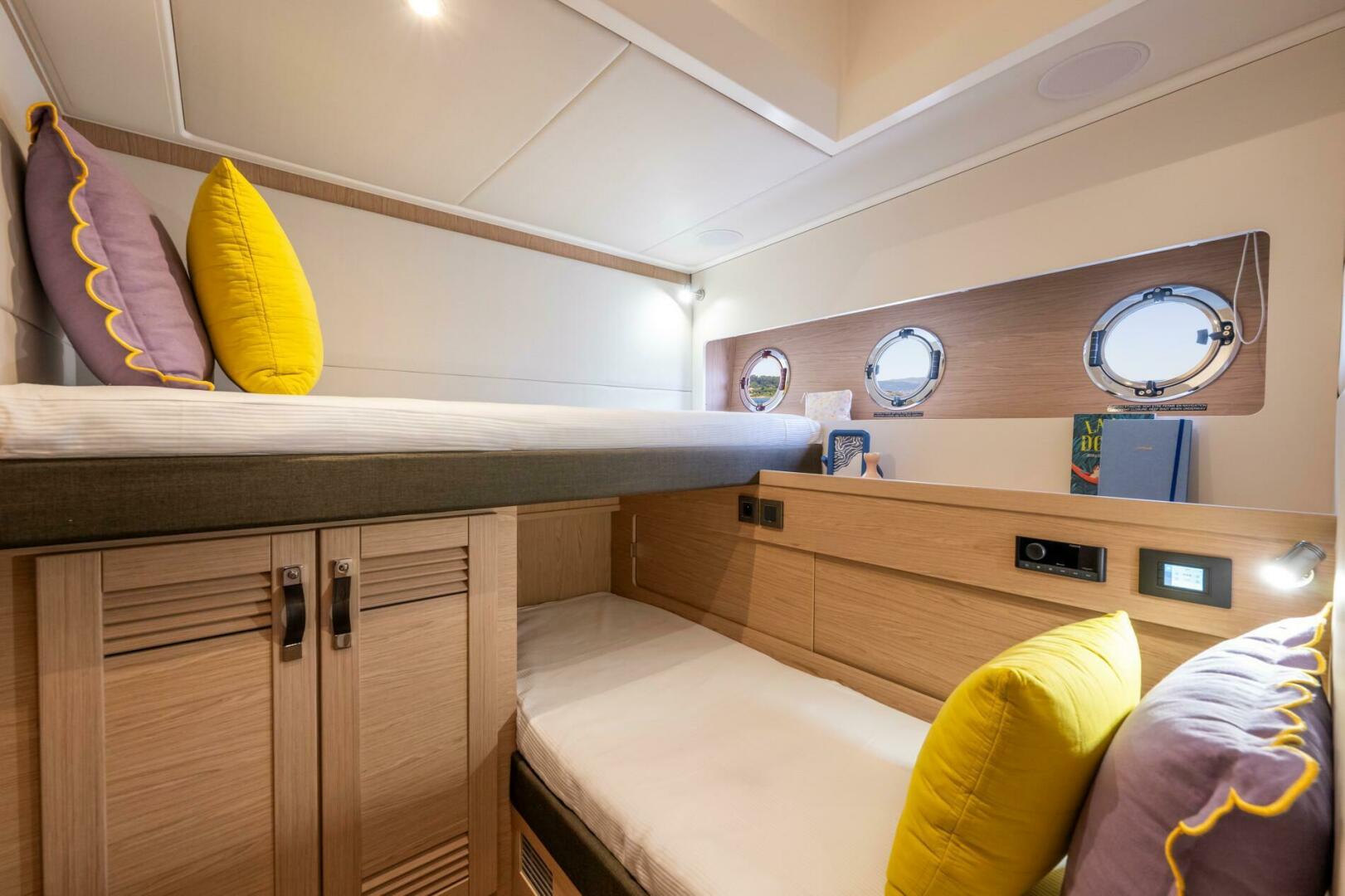 Slide: The Image of BENETEAU Swift Trawler 54 - 4880884
