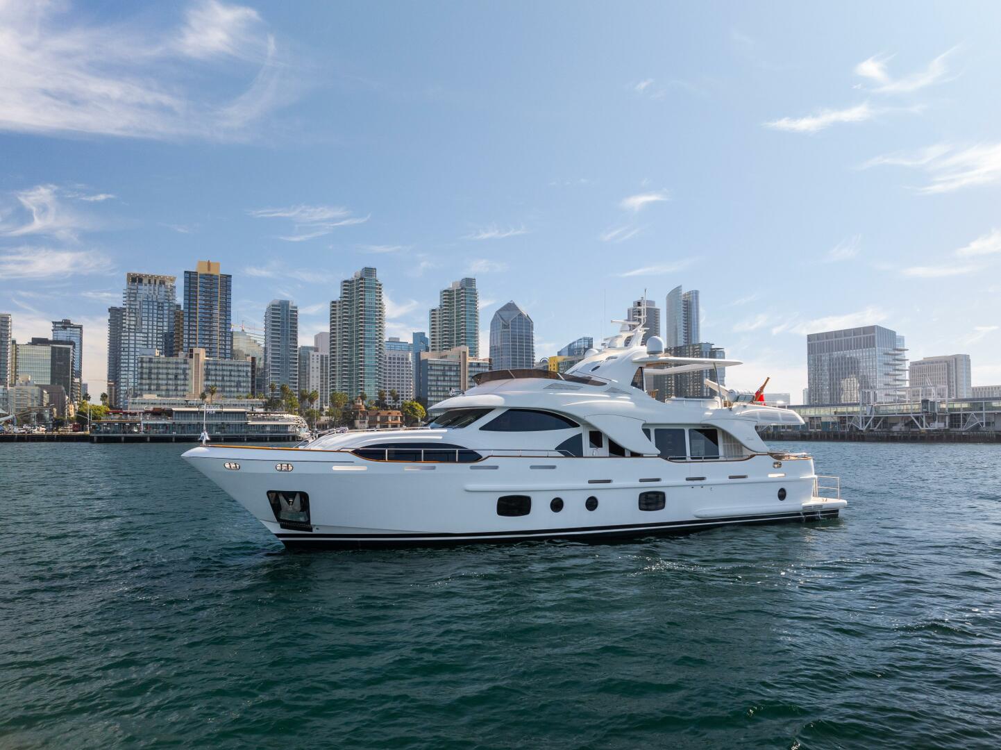 Slide: The Image of Benetti Legend 85 - 5064183