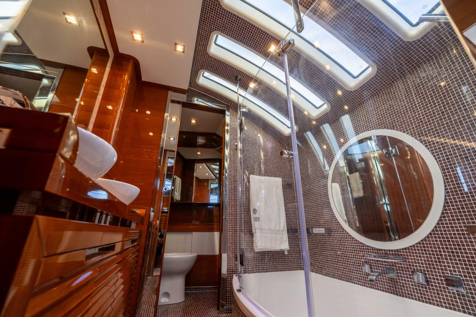 Slide: The Image of Benetti Legend 85 - 5064067