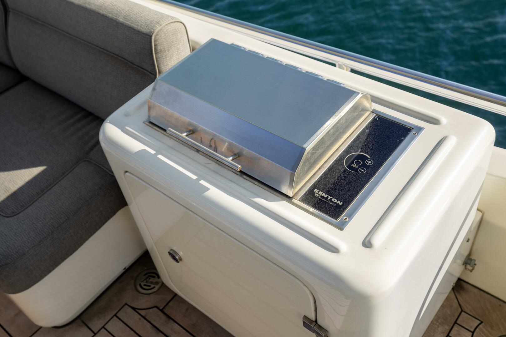 Slide: The Image of Benetti Legend 85 - 5064163