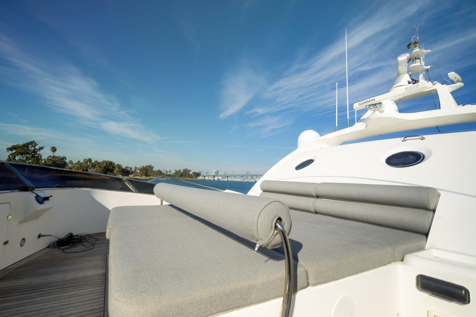 Slide: The Image of Benetti Legend 85 - 5064165