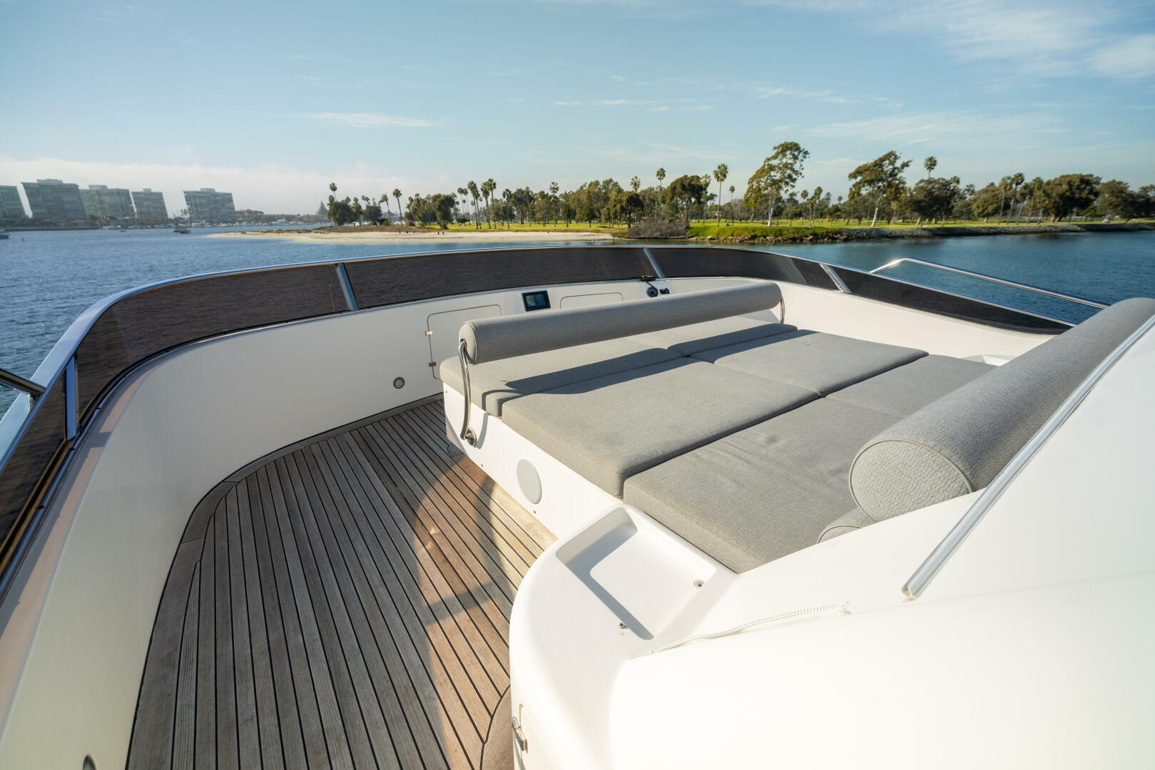 Slide: The Image of Benetti Legend 85 - 5064167