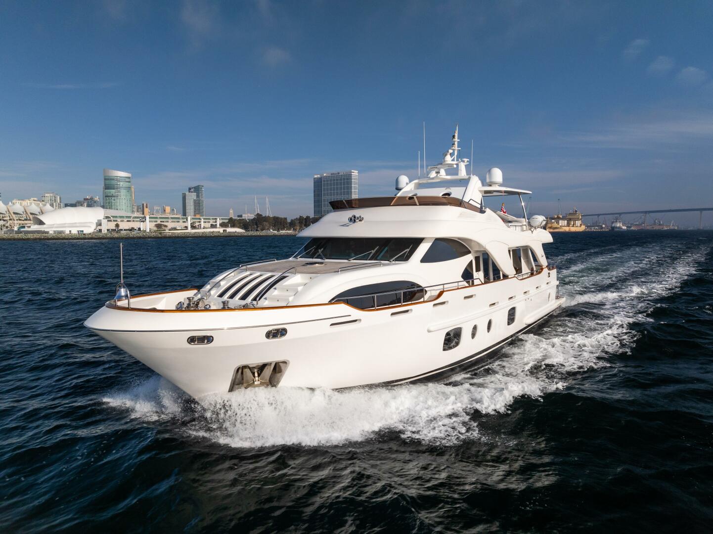 Slide: The Image of Benetti Legend 85 - 5064198