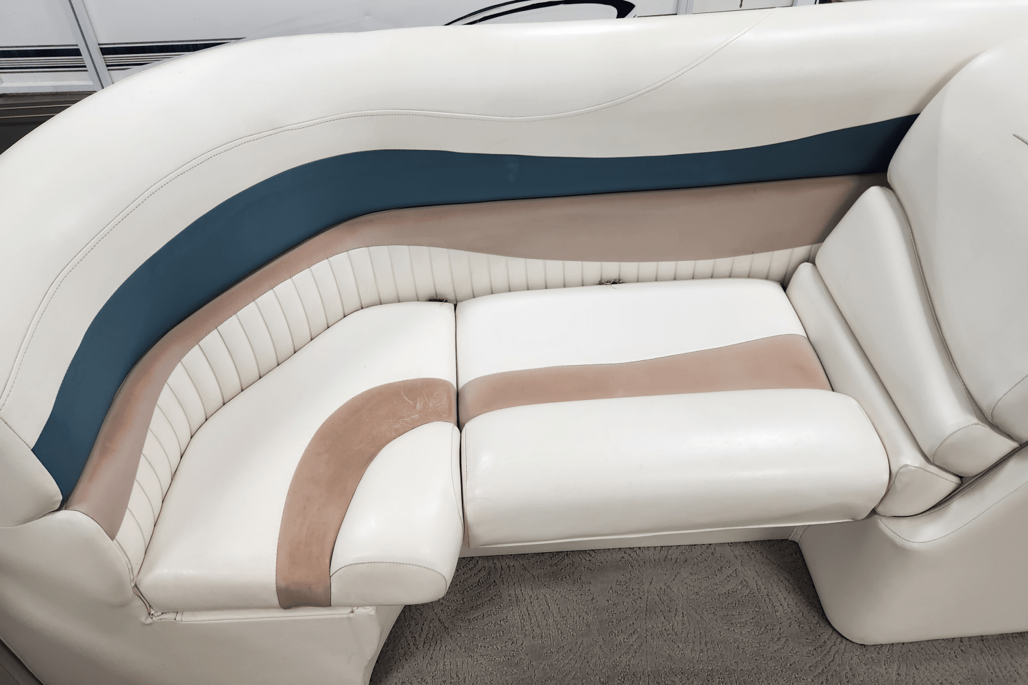 Slide: The Image of Bennington 2075 GL 2007 - 9