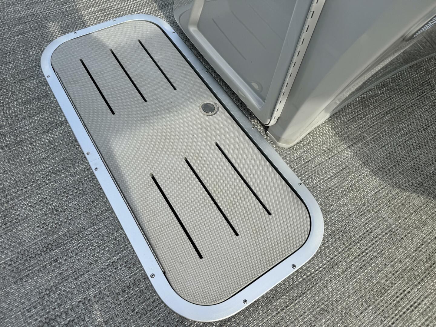 Slide: The Image of Bennington 208 SLJ SPS Tritoon 2024 - 5197804