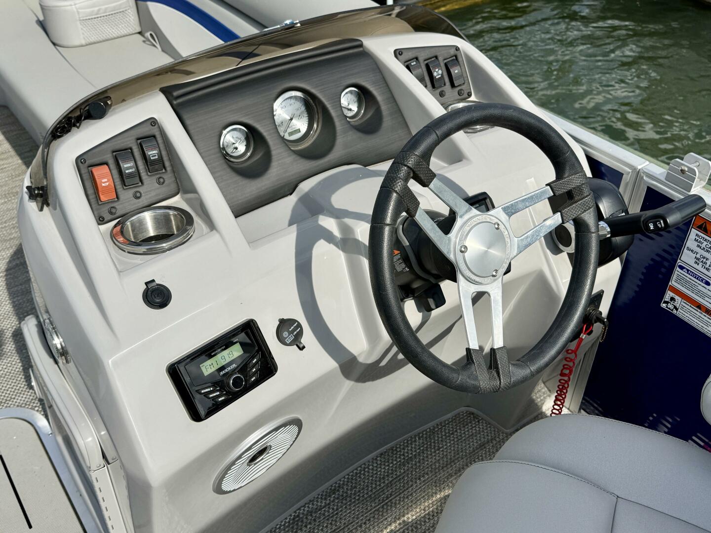 Slide: The Image of Bennington 208 SLJ SPS Tritoon 2024 - 5197808