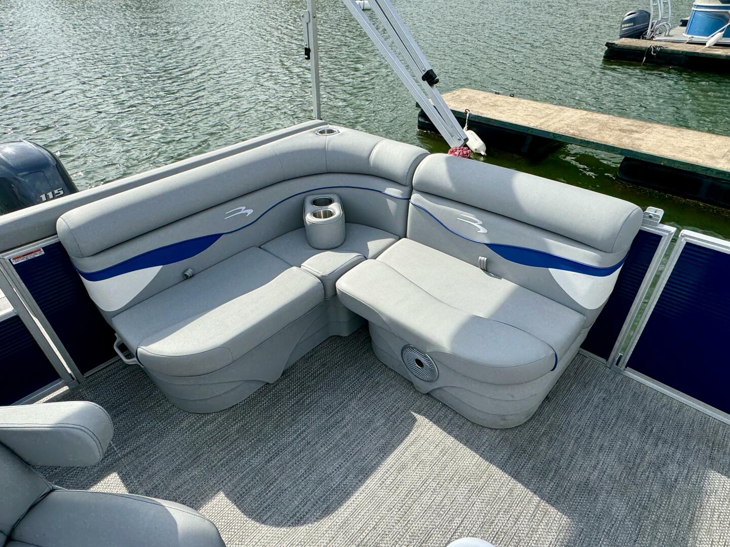 Slide: The Image of Bennington 208 SLJ SPS Tritoon 2024 - 5197816