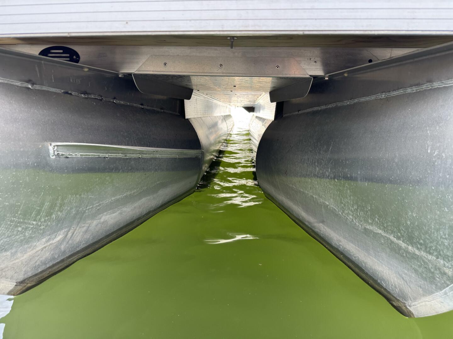 Slide: The Image of Bennington 208 SLJ SPS Tritoon 2024 - 5197836