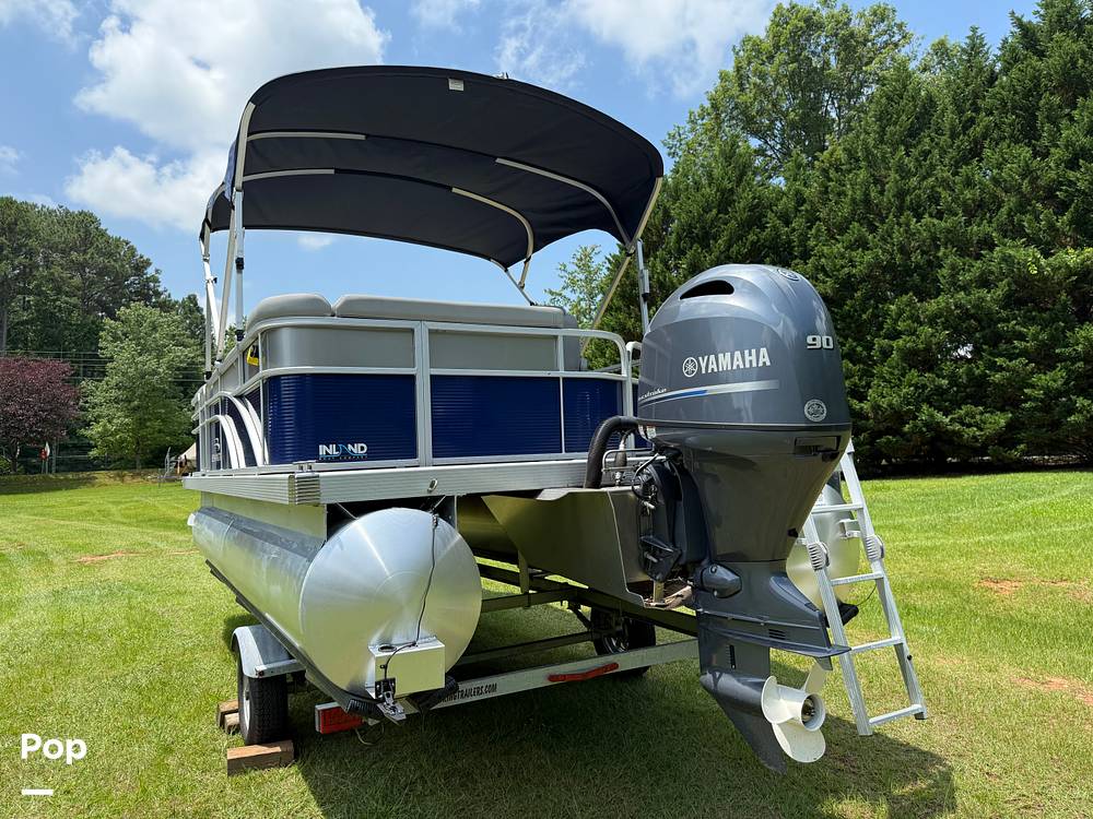 Slide: The Image of Bennington 20SVL 2024 - 15579940