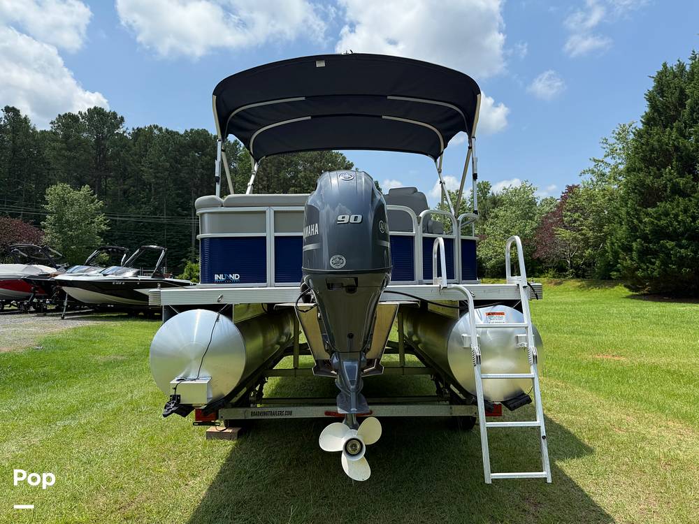 Slide: The Image of Bennington 20SVL 2024 - 15579941