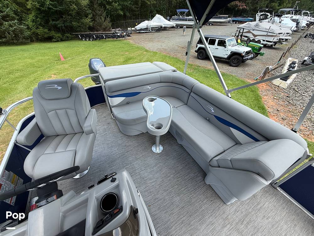 Slide: The Image of Bennington 20SVL 2024 - 15579947