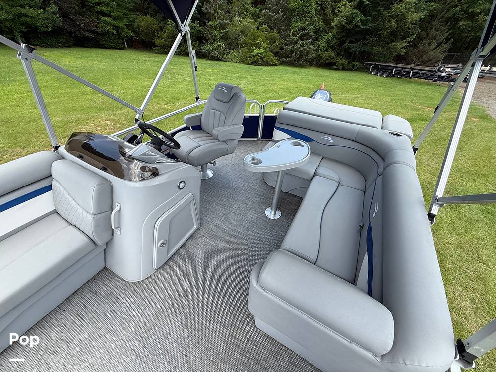 Slide: The Image of Bennington 20SVL 2024 - 15579951