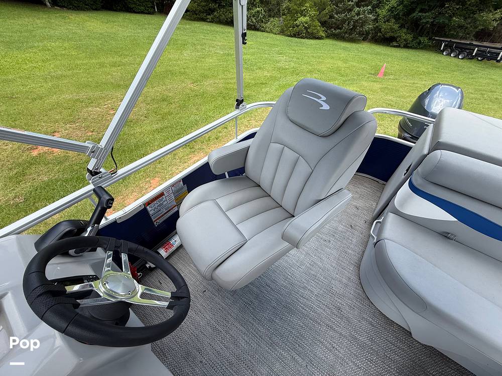 Slide: The Image of Bennington 20SVL 2024 - 15579952