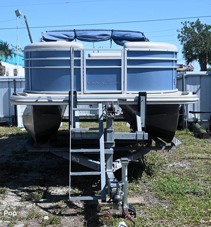 Slide: The Image of Bennington 20 SX 2018 - 15341419