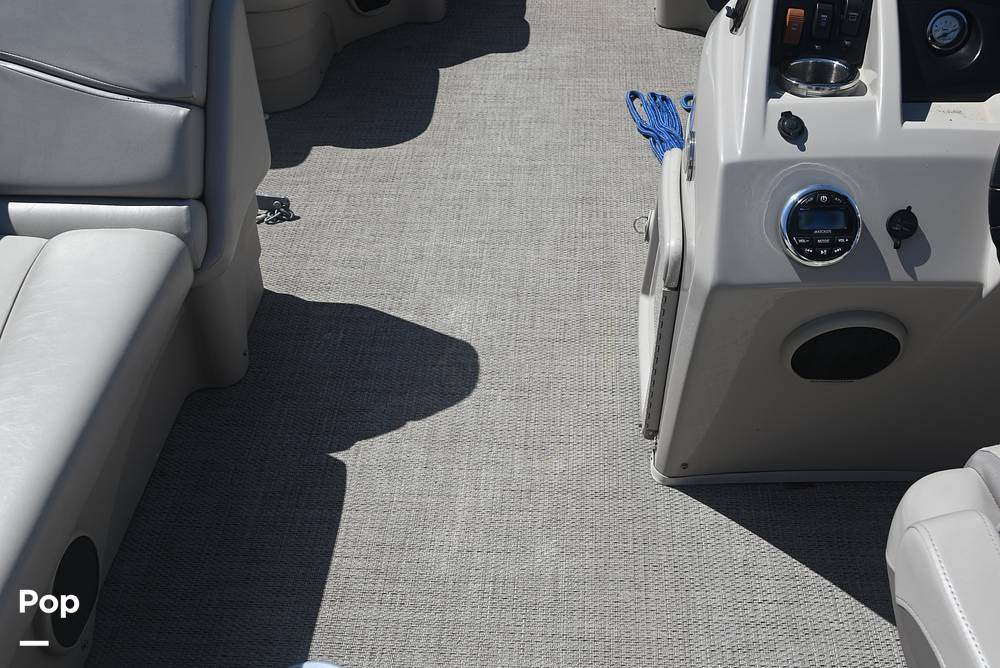 Slide: The Image of Bennington 20 SX 2018 - 15341450