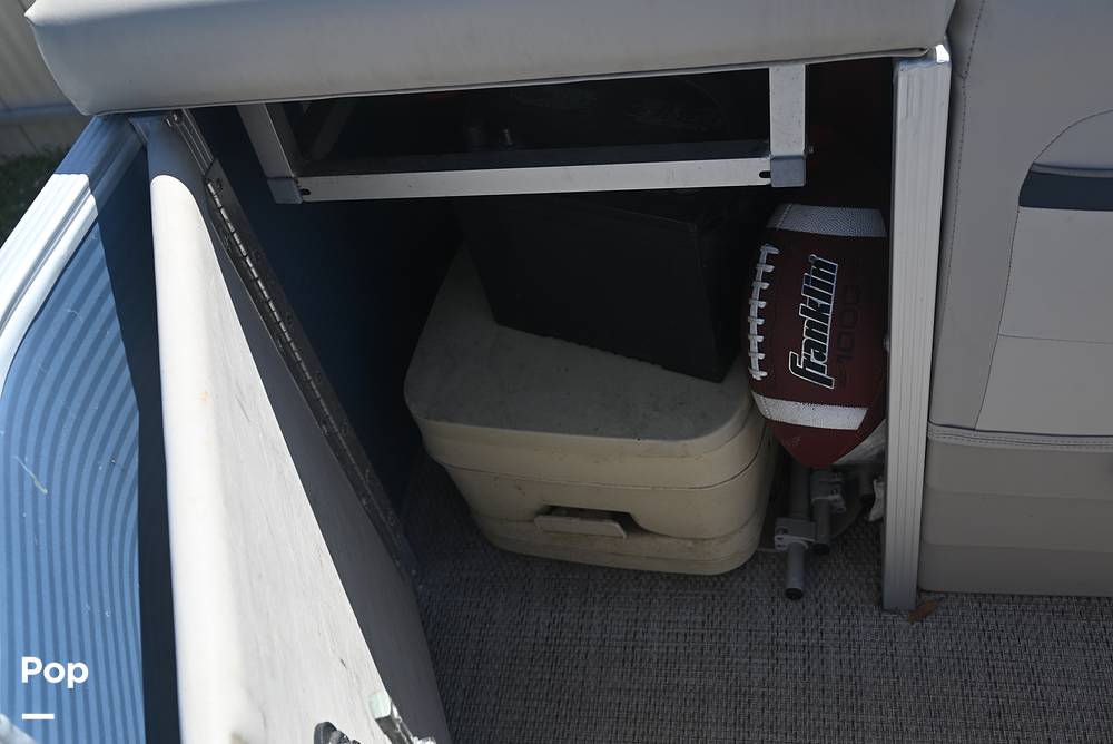 Slide: The Image of Bennington 20 SX 2018 - 15341479