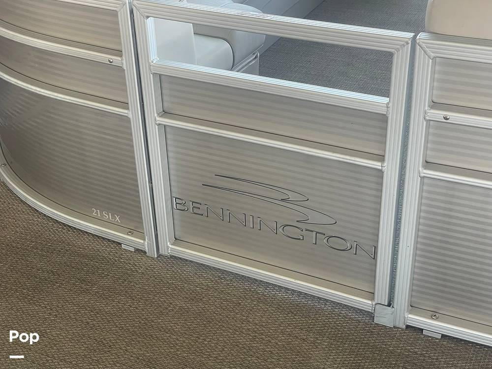 Slide: The Image of Bennington 21 SLX 2018 - 56