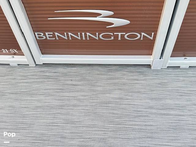 Slide: The Image of Bennington 21 SSBX 2022 - 15856465